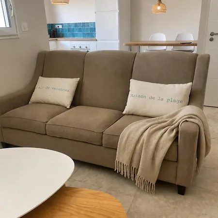 別荘 Chez Reine - Maison Neuve Avec Place De Parking Privee *