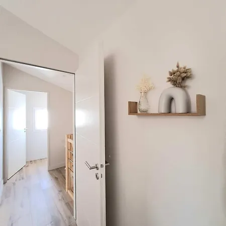 Casa vacanze Chez Reine - Maison Neuve Avec Place De Parking Privée La Rochelle (Charente-Maritime)